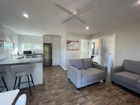 Tammy Home: 2 Bedroom/1 Bathroom